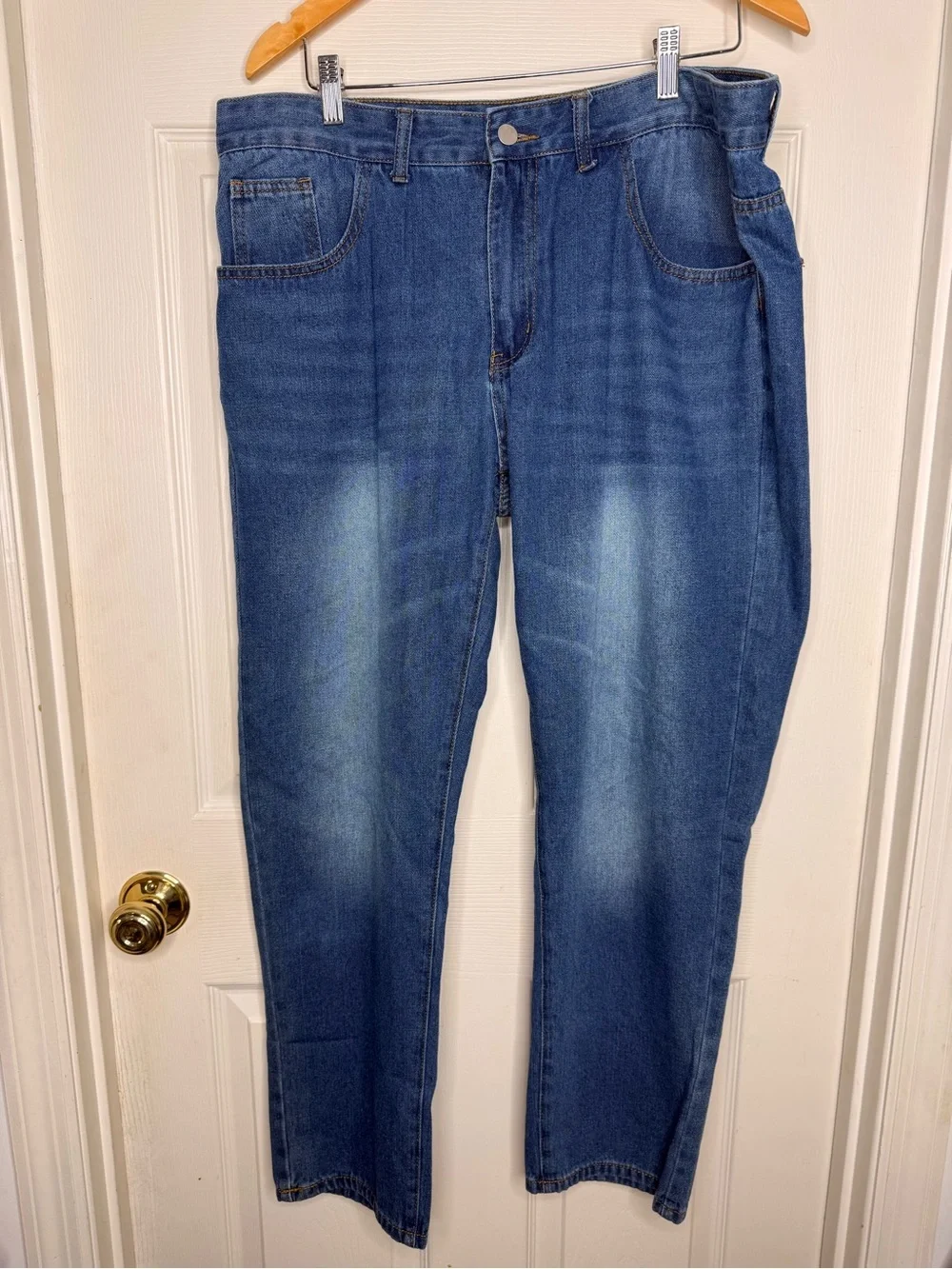 Women’s blue jeans size 0xl- waist 38/40”